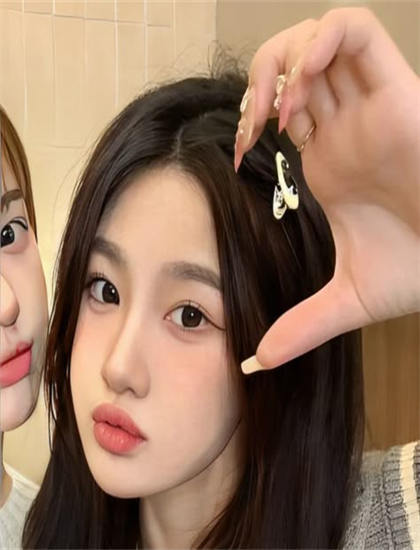 丛林快活女观看指南引人入胜的：剧情走向、时间线梳理与人物关系图详解